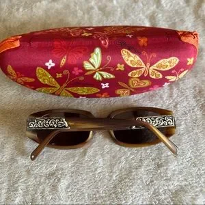 Brighton oval gray brown handmade sunglasses Brighton oval gray brown handmade sunglasses main image 3